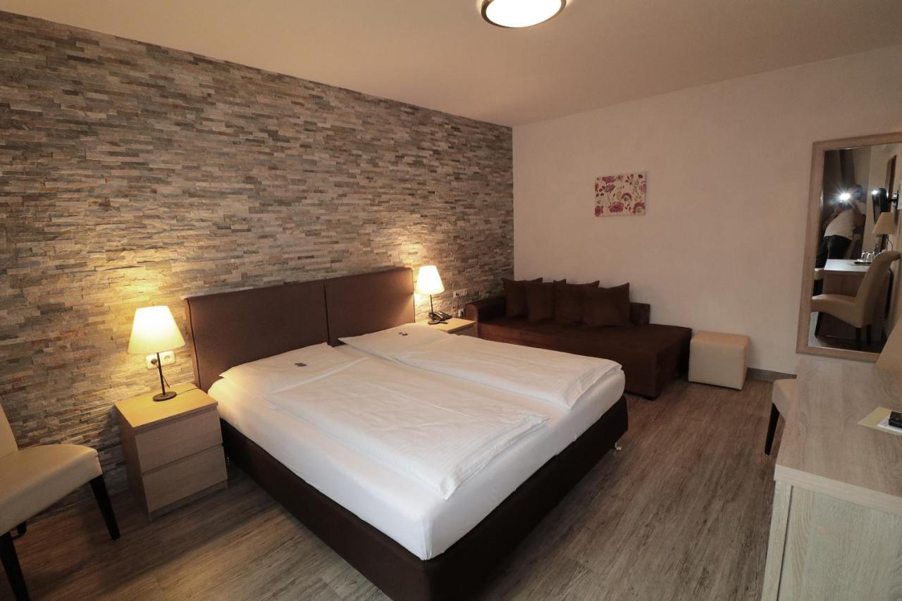 Hotel Central 제벤 외부 사진