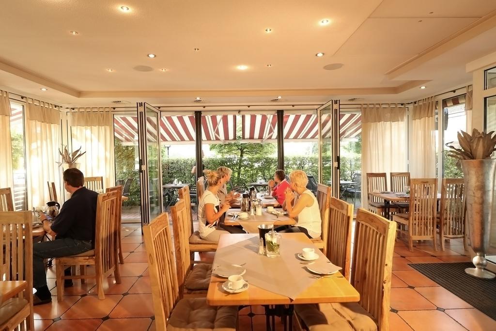 Hotel Central 제벤 외부 사진